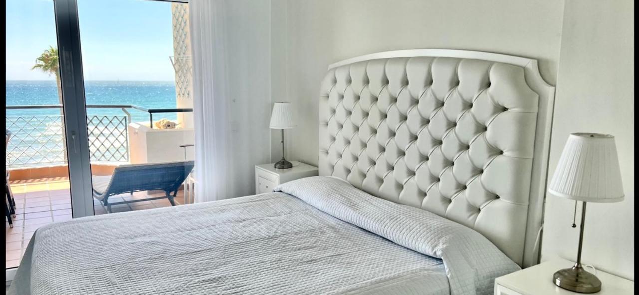 Mi Capricho B16 Beachfront Apartment ลากาลาเดมิฮาส ภายนอก รูปภาพ