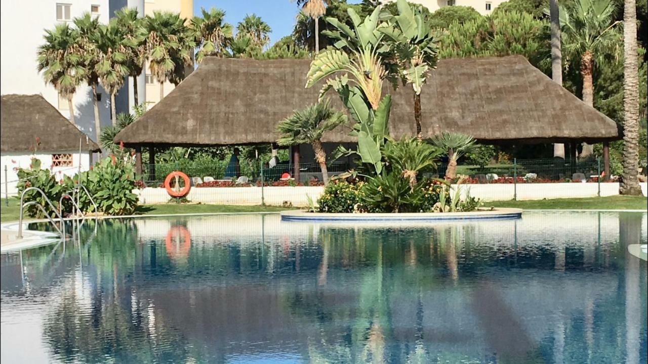 Mi Capricho B16 Beachfront Apartment ลากาลาเดมิฮาส ภายนอก รูปภาพ
